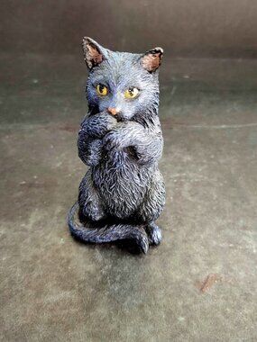 Veronese Handcrafted Dark Grey Resin Cat With Expressive Yellow-Gold Eye's